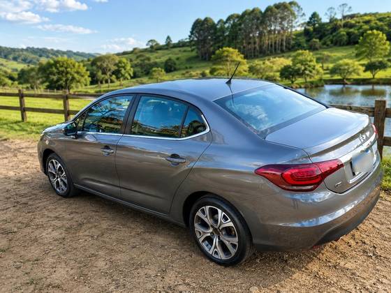 CITROËN C4 LOUNGE 1.6 THP FLEX SHINE BVA